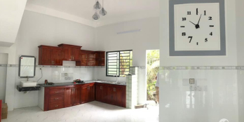 BÁN NHÀ 1 TRỆT 1 LẦU Giá bán 2 tỷ 490 triệu thương lượng chính chủ