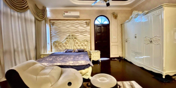 Bán Nhà Quận 8 hẻm xe hơi nhà rộng 200m2 cao Lỗ giá 20,2tỷ.