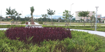 cần bán lô biệt thự mặt tiền đường lớn trung tâm thị xã Đức Phổ