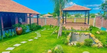 Bán gấp nhà và đất khu nghỉ dưỡng