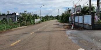 Cần bán lô đất ở . Dt 1900m . 25 x 78m . Tc100m