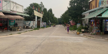 Bán lô góc 2mt 280m2 mặt tiền chợ tự phát giá 3ty8