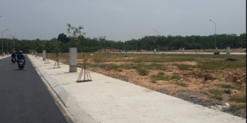 Bán đất có sẵn nhà cấp 4 giục tượng