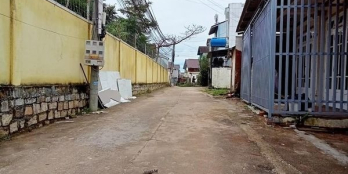 Cần bán lô đất ở đường Nguyễn Hữu Cảnh P8 TP Đà Lạt ---Diện tích 104m2 ngang 5m8