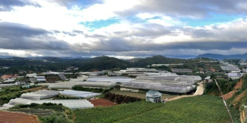 1000m2. đất nn 2 mặt tiền đường.view thoáng và đẹp.   Pháp lí : sổ riêng nn