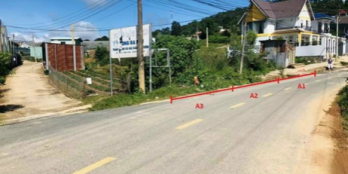 Góc cần BÁN 2 LÔ ĐẤT XD PHÂN QUYỀN 3 NHÀ