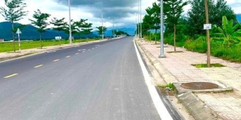 Diên Lạc Cách Đường D3 40 métDiện tích : 143,5 m2