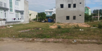 Cần bán lô đất ngay cổng trường Hà Mỹ Á, diện tích 10x20