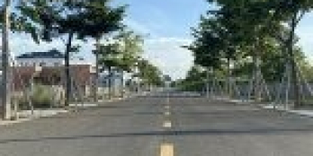 Bán lô đất mặt tiền đường Nguyễn Hữu Thọ