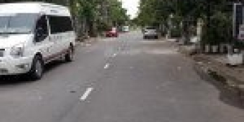 Bán cặp 240m2 đường Hồ Quý Ly - gần biển 200 mét