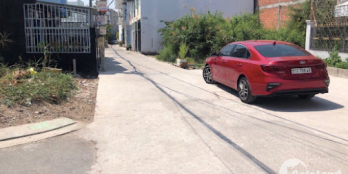 Chỉnh chủ bán đất gần mặt tiền phía sau giáp suối