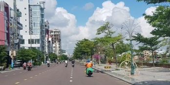  Bán Đất mặt tiền Lưu Hữu Phước.Khu Hoàng Anh Gia Lai   kề  GÓC