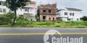 Bán đất hai mặt tiền Phạm Văn Đồng