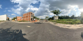 bán gấp lô đất 95m full thổ cư giá 1,690 ty. đất giáp ranh kcn vsip 2