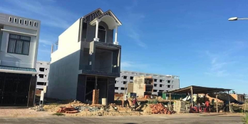 Cạnh siêu thị Go, bệnh viện Phúc Hưng