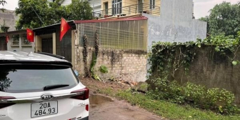 Lô đất phường Quan Triều, ngã 5 đèn xanh đỏ rẽ vào 150m