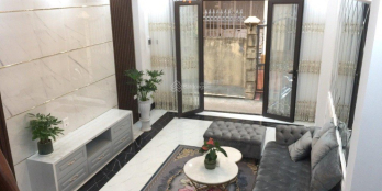 Bán nhà Cổ Nhuế, Bắc Từ Liêm, Hà Nội, DT 35m2, xây 5 tầng, ô tô cách nhà 20m