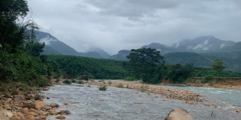 Một lô đất view sông  Xã Khánh đông , Nằm trong làng dân cư , nhiều vườn đẹp