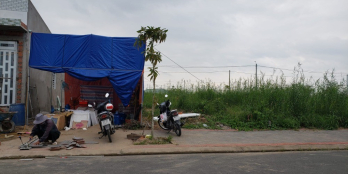 Nền giá NGỘP cần TẾT (chính chủ) Diện tích: 5x16m