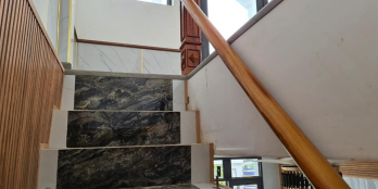 NHÀ 01 TRỆT, 01 LẦU, 01 PHÒNG KHÁCH - 0988373819.