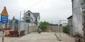 BÁN ĐẤT ĐẸP MẶT TIỀN ĐƯỜNG NGUYỄN VĂN LÂU, P8, TPVL GẦN SÂN BÓNG ĐÁ NGÔI SAO .