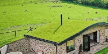  Cho thuê nhà nguyên căn mặt tiền Lê anh Xuân. Nhà 3 mê.