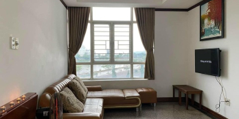 ho thuê căn hộ chung cư HAGL  Sơn lại sạch sẽ, tv, máy giặt, tủ lạnh, bếp.