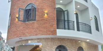 Cần cho thuê nhà nguyên căn , 3 tầng ,căn góc xinh lung linh, giá sinh viên ở gd