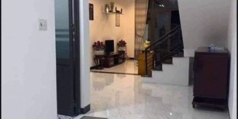 Cần cho thuê nhà nguyên căn trung tâm thành phố Quảng Ngãi, mặt tiền đường