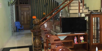 Cho thuê nhà 2 tầng nguyên căn mặt tiền đường Nguyễn đình chiểu  Diện tích 5x38