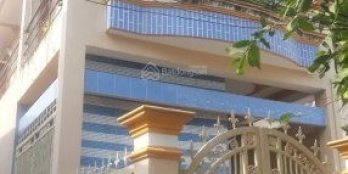 Bán gấp nhà sổ hồng riêng trệt lầu đúc 2 tấm sân thượng mái bằng-trung chánh HM