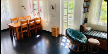 Biệt thự mini cần bán diện tích rộng sân vườn thoáng mát