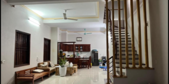 Bán căn nhà Nội thất bằng toàn gỗ lim quý hiếm.