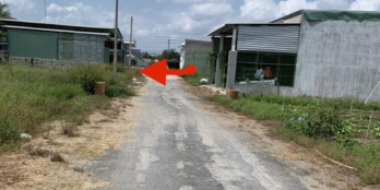 Nền cay xăng số 1 vừa vô tới lien ngang4 dài 17giá 550tr kt