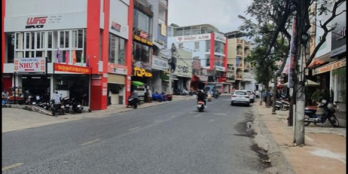 Gia đình cần bán nhà mặt tiền đường nhựa Phan đình phùng diện tích rộng 127m2