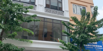 CHỦ NHÀ CẦN TIỀN BÁN GẤP TOÀ NHÀ VẠN PHÚC, DT 65M, 8 TẦNG THANG MÁY, MT 5M