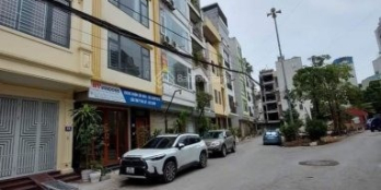 Nhà đẹp đón Tết Kđt Văn Phú, 50m2, 5 tầng, gara ô tô, trước nhà xe tải tránh