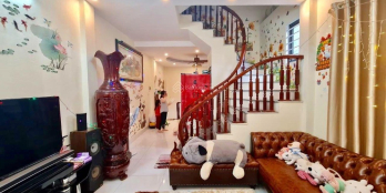 Bán nhà gần kđt Xa La - phân lô - vỉa hè - xe 45 chỗ tránh nhau - kinh doanh