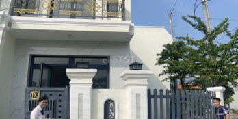 NHÀ 1 TRỆT 1 LẦU GÓC SÂN VƯỜN 90M2-MT ĐƯỜNG 10M tân quý tây cc