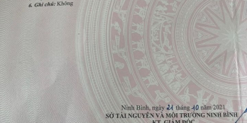 Hướng Bắc đường 5 trước mặt ủy ban xã Lưu Phương