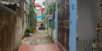 Bán nhà phường Phúc Lợi, dt 55m, 3 tầng, giá hạt dẻ chỉ 2.95 tỷ