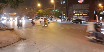 Bán gấp nhà mặt phố Ngô Gia Tự,KD cực đỉnh,dt 30m,4 tầng,giá 3.95 tỷ