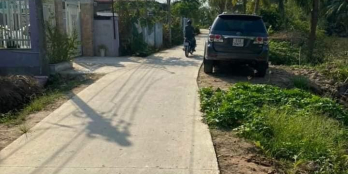 Cần bán gấp Nhà long phước lộ oto tới nhà. DT 109m thổ cư 100%