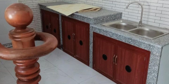 Nhà 1 trệt 1 lầu , 3 phòng ngủ , 2 toilet