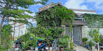 Gia chủ cần tiền, bán gấp lô đất + nhà đẹp Ninh Chữ