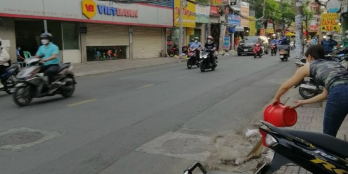 MT Trần Hữu Trang, ngay Hồ Biểu Chánh, Phú Nhuận. DT: 5x12m. Giá chỉ: 12,8 tỷ