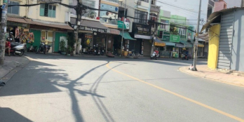 Bán nhà MT Nguyễn Phúc Chu, P15, Q. Tân Bình - DT: 4m x 11m, 3 lầu. Giá : 7.7 tỷ