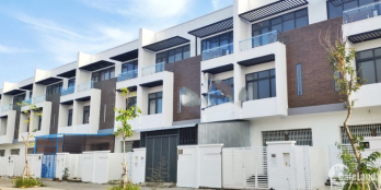 Nhà hoàn thiện 1 trệt 2 lầu khu đô thị Tây Bắc