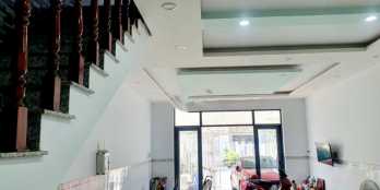 Bán nhà mặt tiền đường Bạch Đằng gần vòng xoay