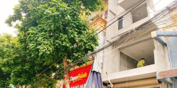 Cho thuê mặt tiền kinh doanh tầng 1+ 2 sn 95 lương văn tuỵ